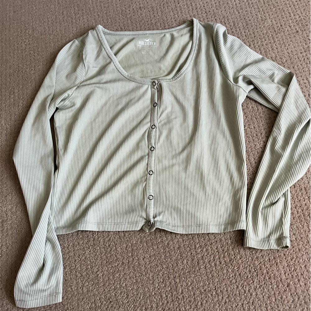 Light Green Long Holister long sleeve size L